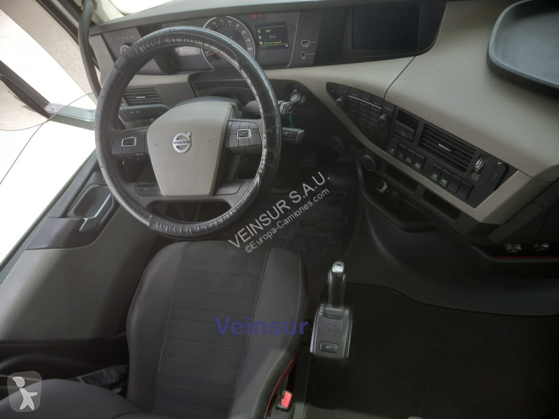 Tracteur Volvo 4