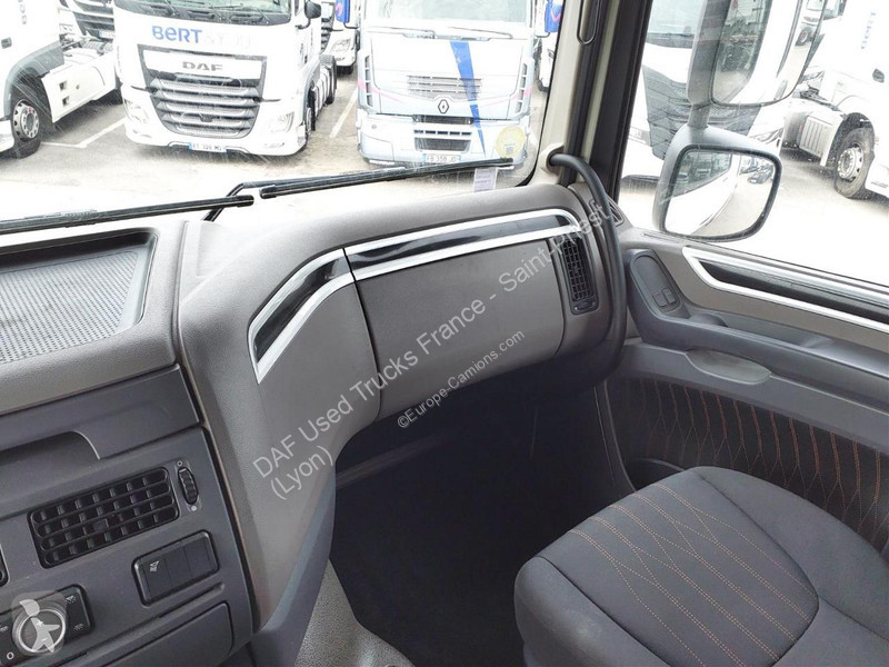 Tracteur DAF XF  FT 4X2