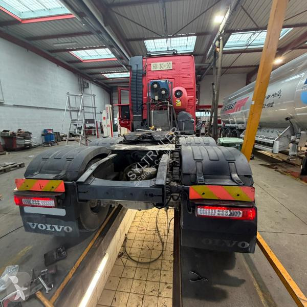 Tracteur Volvo 650