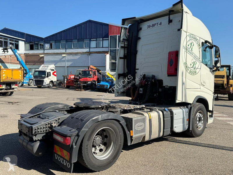 Trekker Volvo 460 4X2 EURO 6 + TRS COOLING