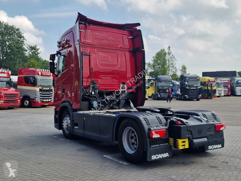 جرار Scania 460 4X2 - steel / air - retarder -...