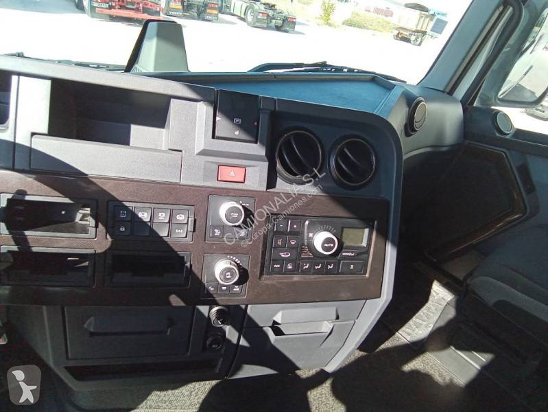جرار Renault