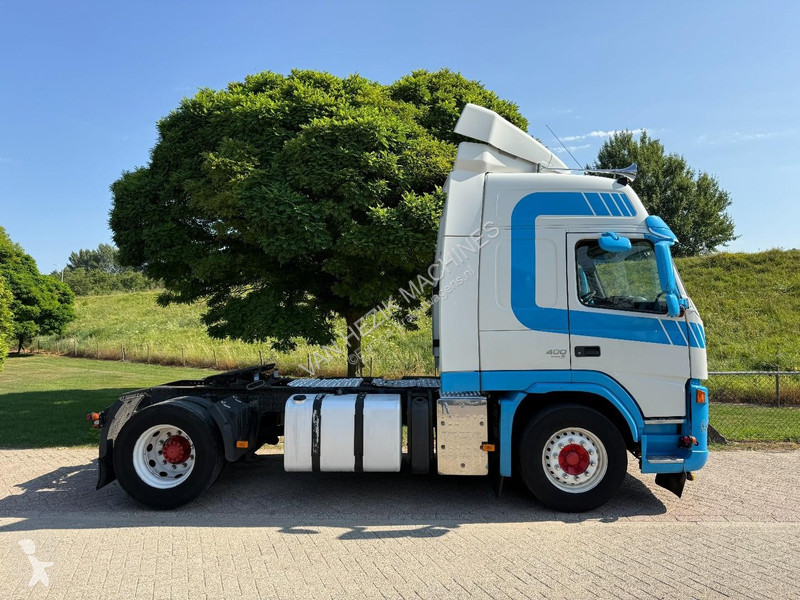 جرار Volvo 400 4X2 EUR0 5