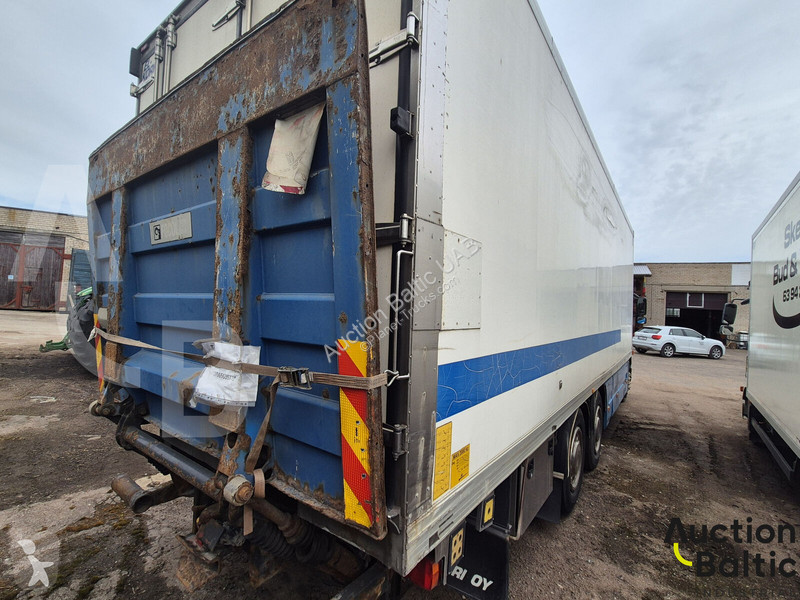 جرار Volvo FM360