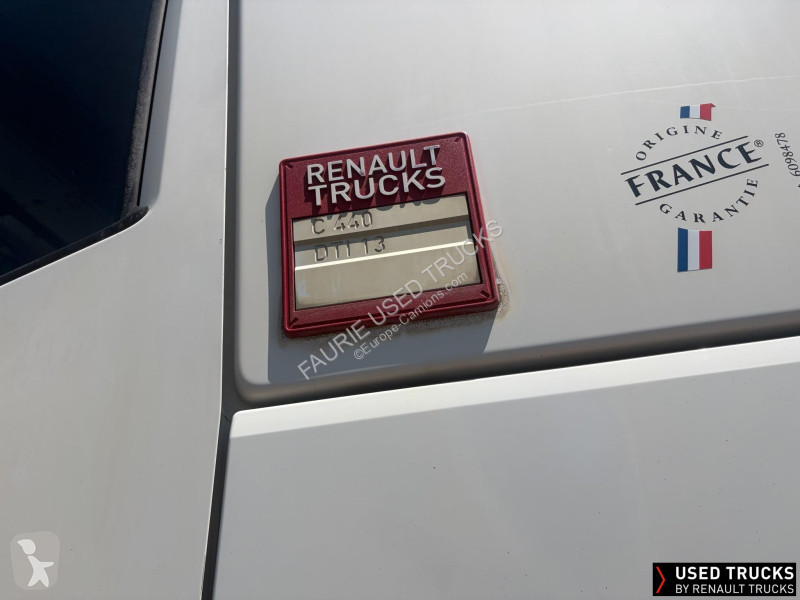 جرار Renault
