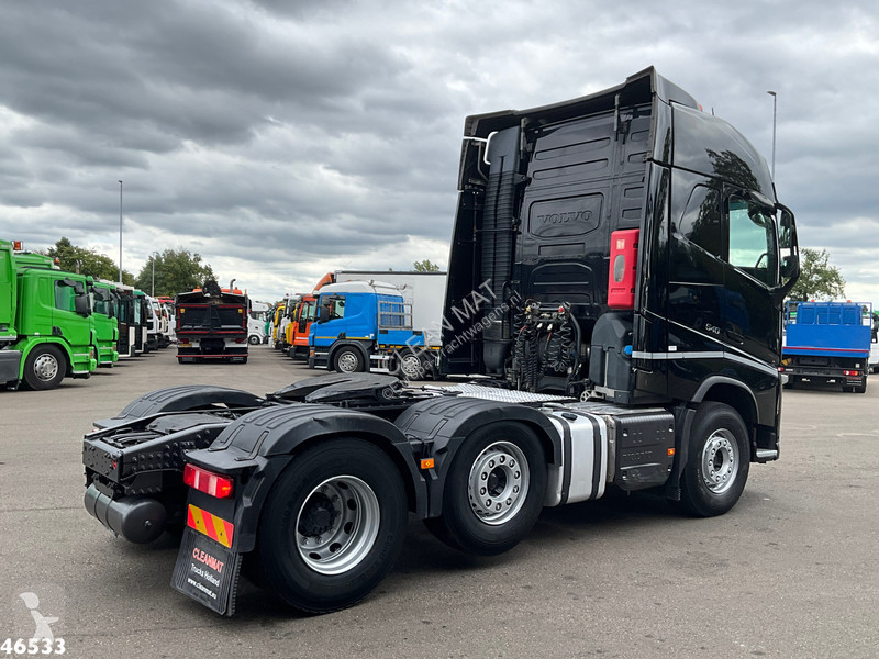 جرار Volvo 6x2 VEB+