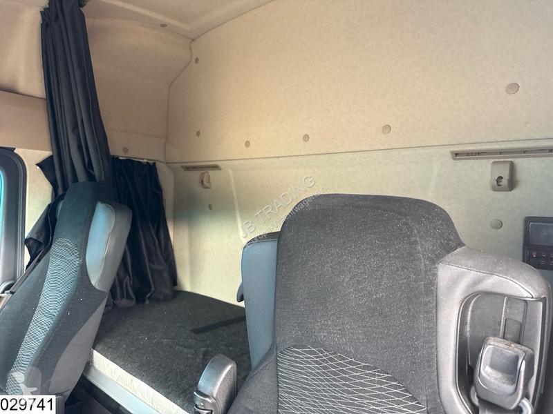 جرار Mercedes 1845 EURO 6d