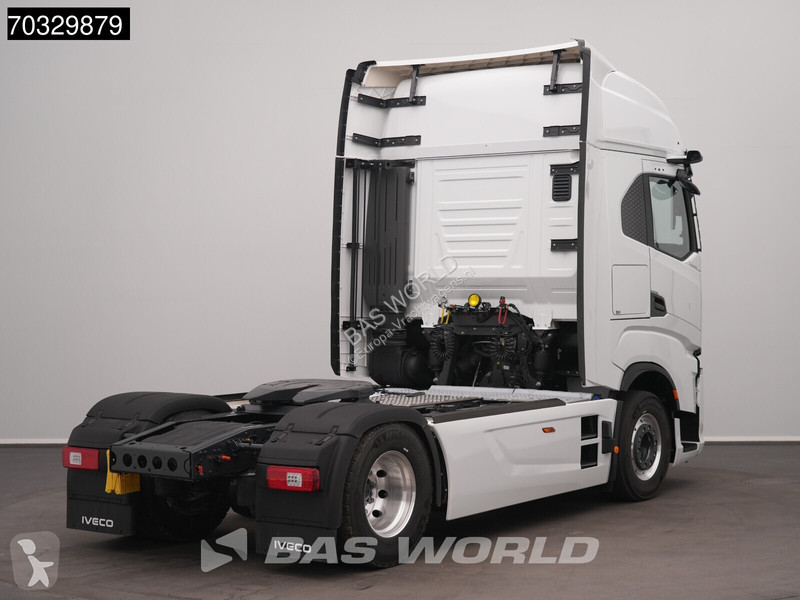 جرار Iveco S-Way 500 4X2 NEW! HPEB Parking...