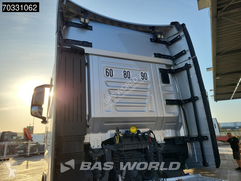 جرار Iveco X-Way 570 6X4 Retarder Standklima...