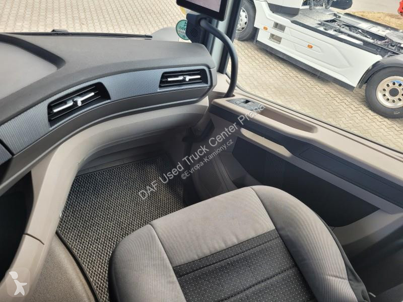 جرار DAF XG  FT 4X2