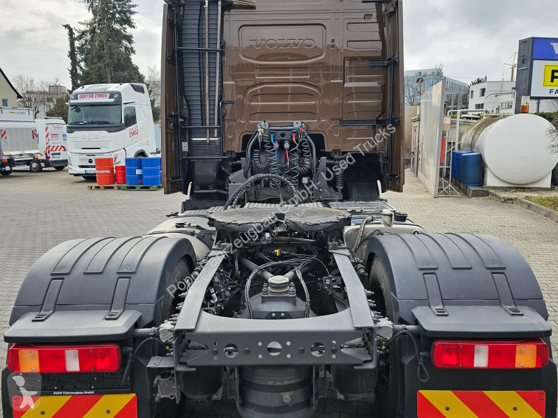 جرار Volvo FH 460 4x2...