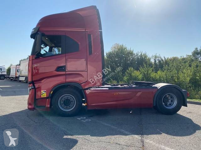 جرار Iveco