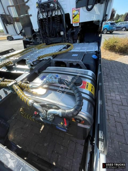 جرار Renault