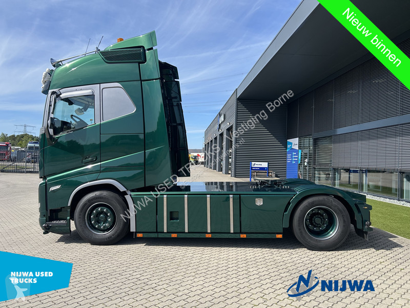 جرار Volvo 500 TC 4x2 Showtruck + I-Park