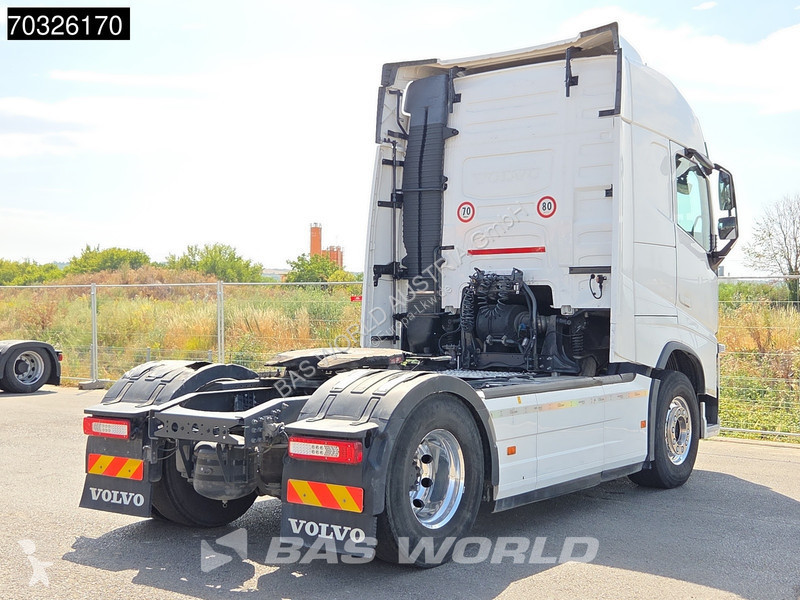 جرار Volvo 500  4X2 Globe 2xTanks Xenon...