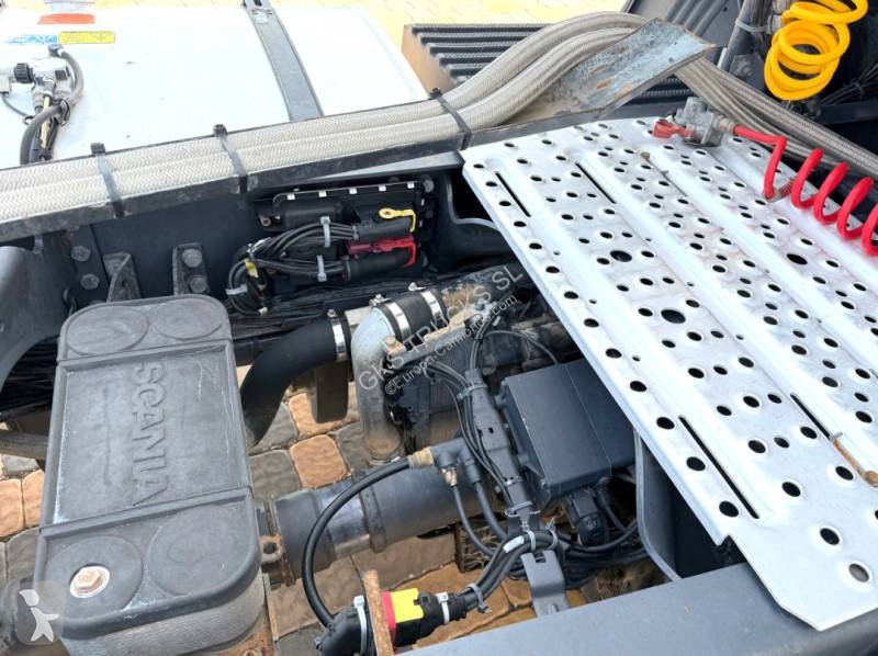 جرار Scania