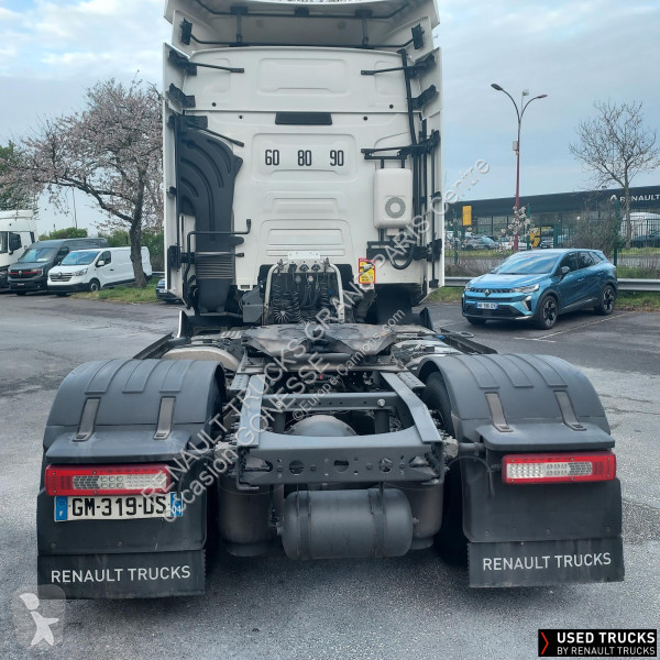 جرار Renault