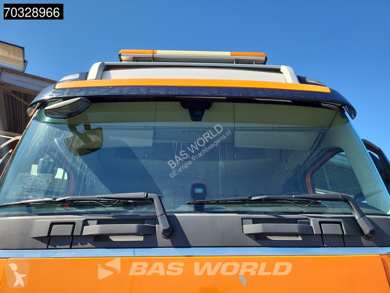 جرار Volvo 6X2 Globe Lift+Lenk Retarder...