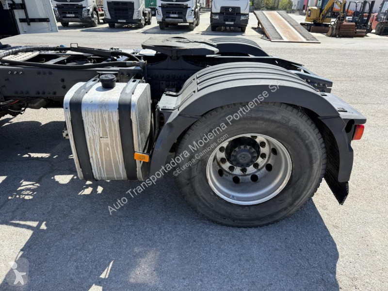 جرار Volvo FH13