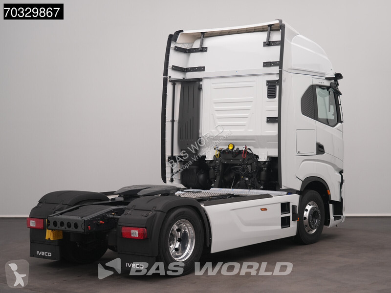 جرار Iveco S-Way 500 4X2 NEW! HPEB Parking...