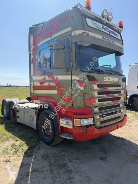 Влекач Scania R560