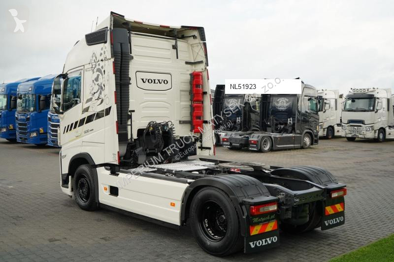 Влекач Volvo FH 500