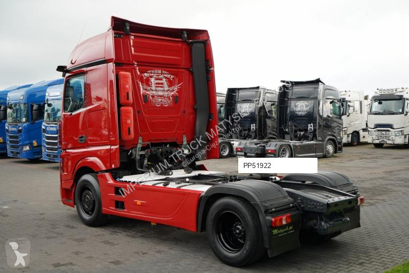 Влекач Mercedes ACTROS 1845