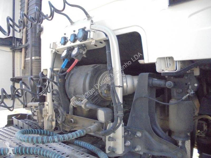جرار Volvo