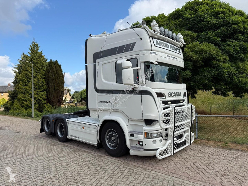 Cap tractor Scania 580 6x2 full air  retarder...