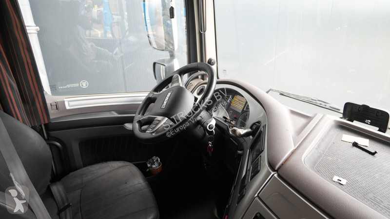 جرار DAF XF  SSC tractor unit