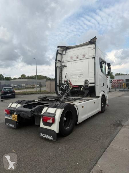 جرار Scania