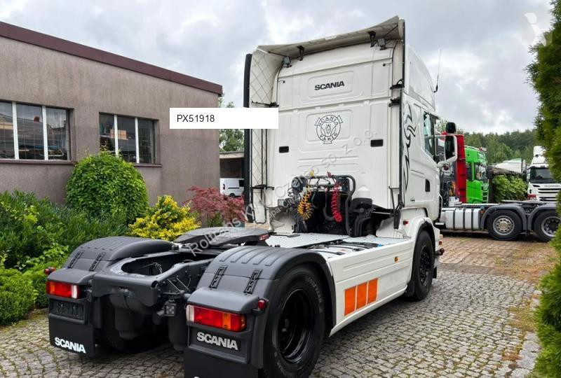 Cap tractor Scania R 400
