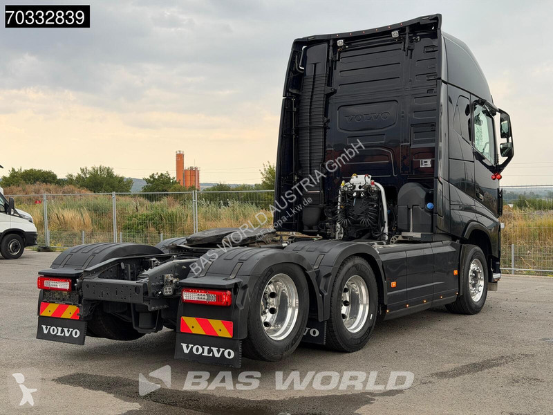 Cap tractor Volvo 750 6X4 XL Retarder 2x Tanks...