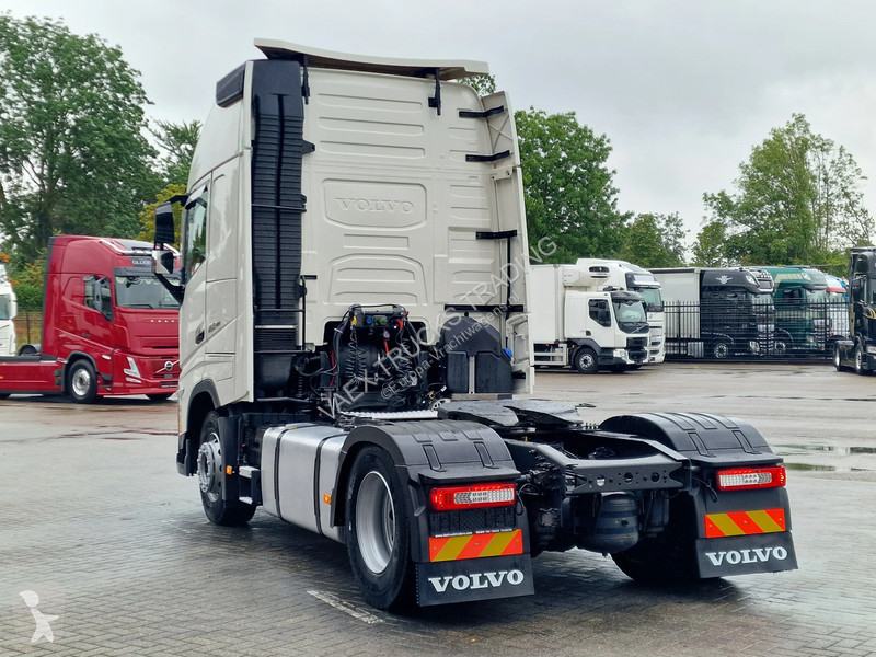Tracteur Volvo 13460 Globetrotter XL 4x2 - I...