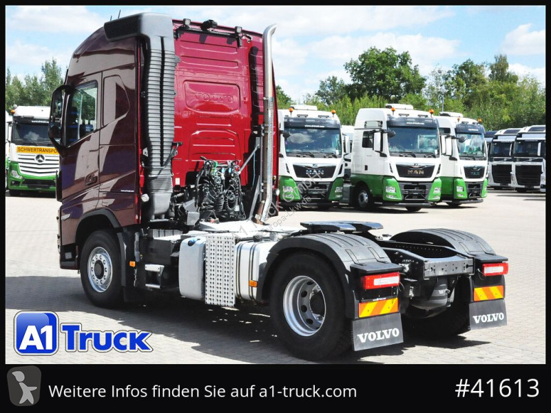 Tracteur Volvo FH 540 4x4H X-Trac Navi TV Leder...