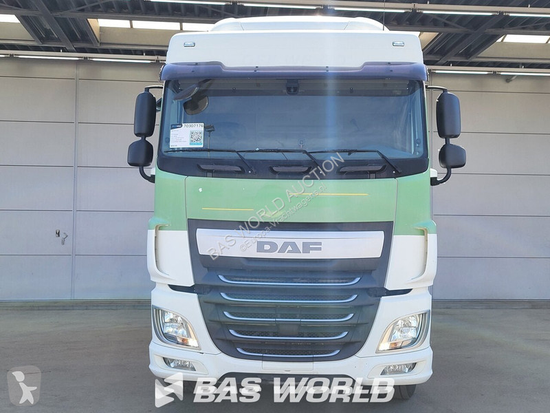 Cap tractor DAF 440