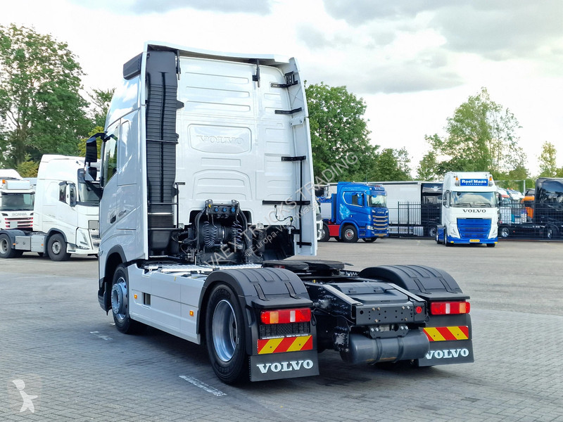 Tracteur Volvo 13460 Globetrotter XL 4x2 - I...