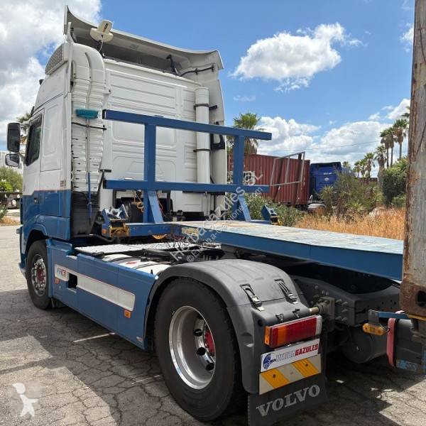 Cabeza tractora Volvo