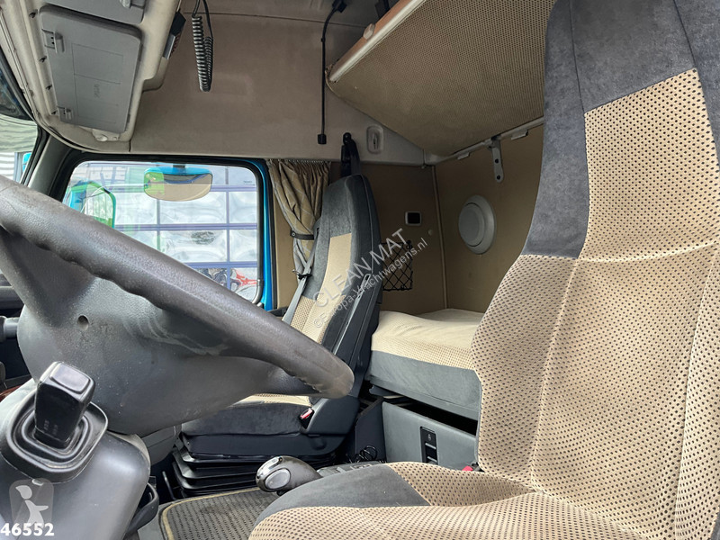 Cabeza tractora Volvo 520 8x4 Euro 5...