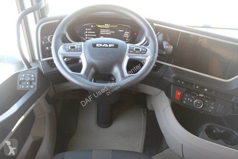 Tratores DAF XG  FT 4X2