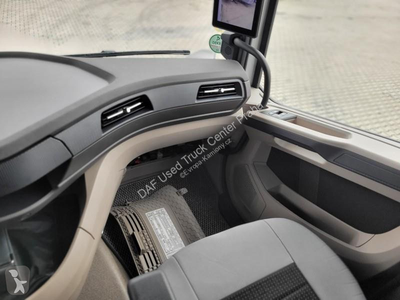 Tratores DAF XG  FT 4X2
