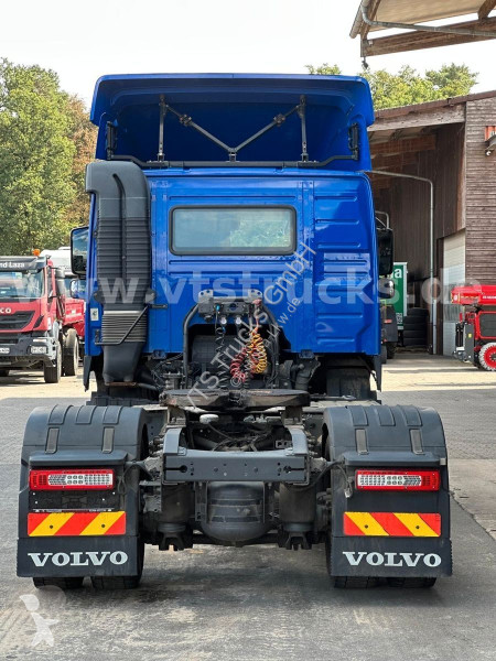 Cabeza tractora Volvo 380 4x2 BL Navi / LED /...