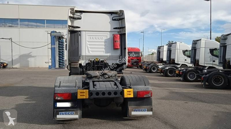 Cabeza tractora Iveco