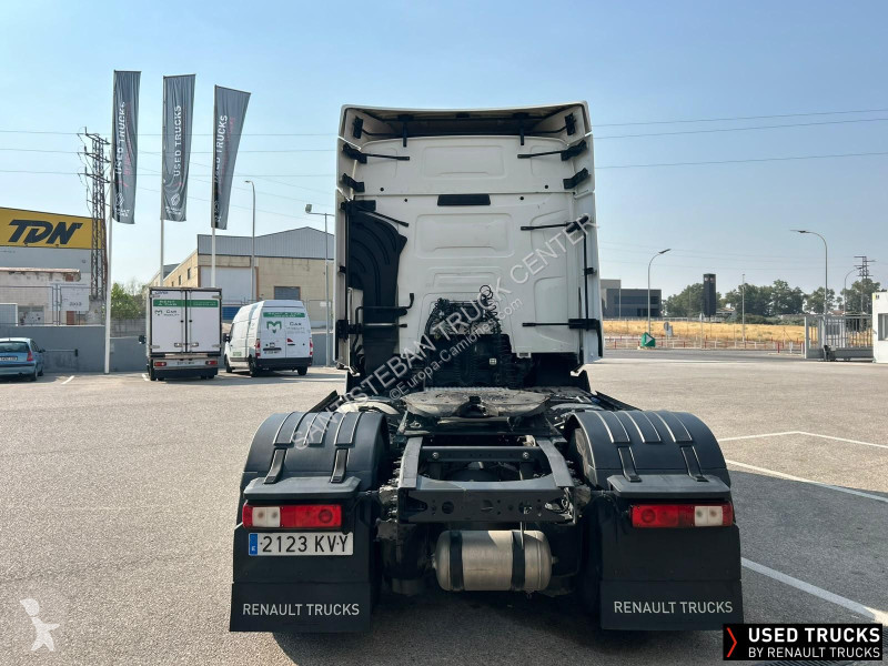 Cabeza tractora Renault