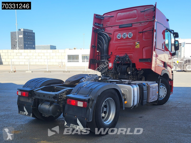 Trekker Renault T 460 4X2 SleeperCab Hydraulic