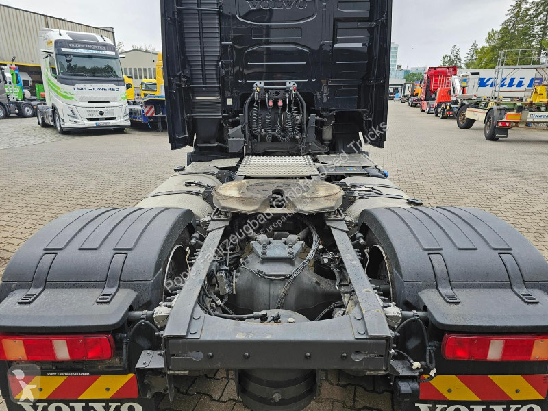 Trekker Volvo FH 460 4x2 MEGA* Standklima,...