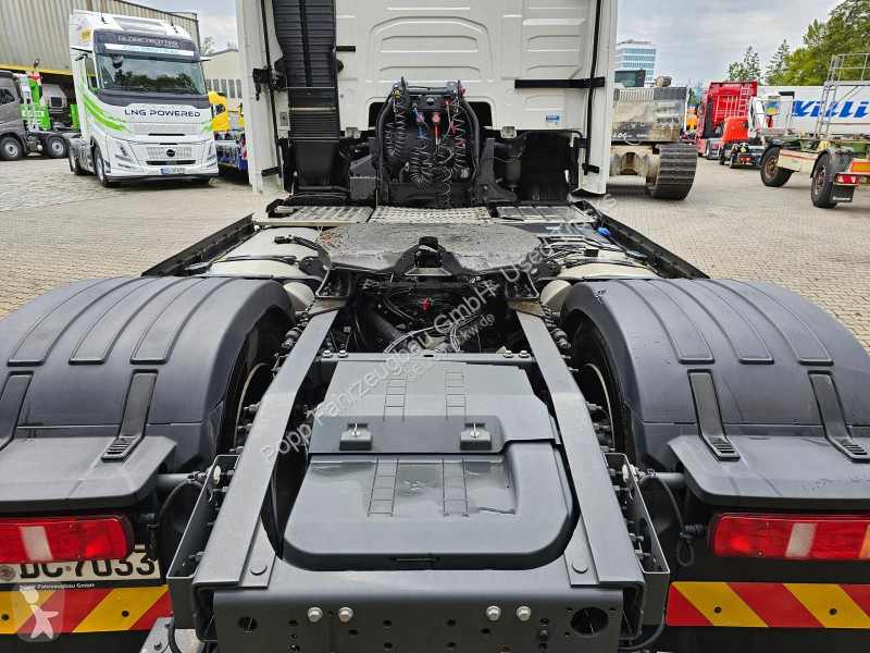 Tracteur Volvo 500...