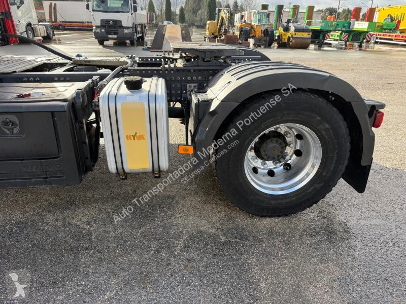 Tracteur Volvo 500