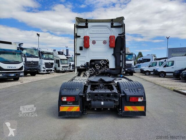 Tratores Ford  Tractor - F-MAX 2020 Comfort...