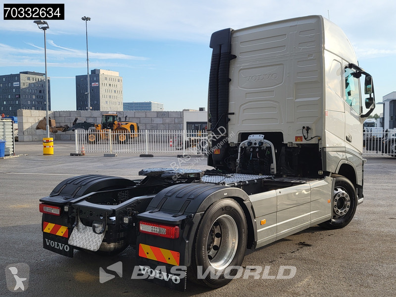 Trekker Volvo 460  4X2 ADR I-ParkCool ACC PTO